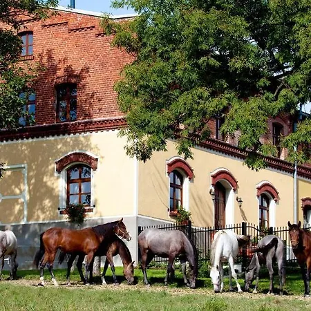 Rothschilduv Dvur *