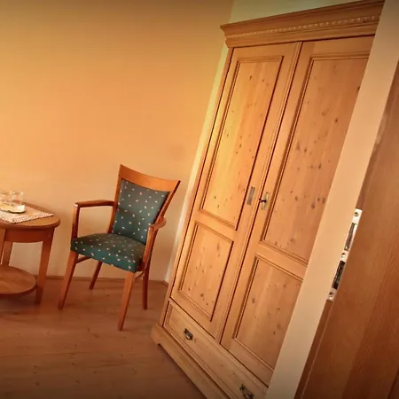 Feriegård Rothschilduv Dvur *