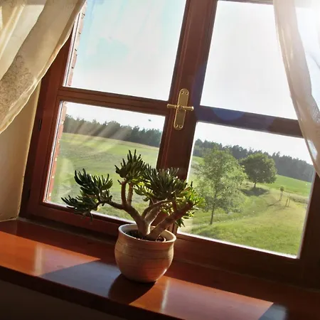 Rothschilduv Dvur Bela (Moravia-Silesia)